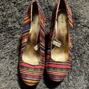 Mossimo 8 fabric wedges